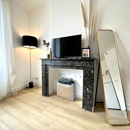 Suite ~ Romance Estivale ~ A 15 Min De Lyon Miribel  Eksteriør bilde