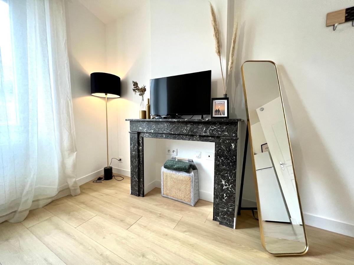 Suite ~ Romance Estivale ~ A 15 Min De Lyon Miribel  Eksteriør bilde